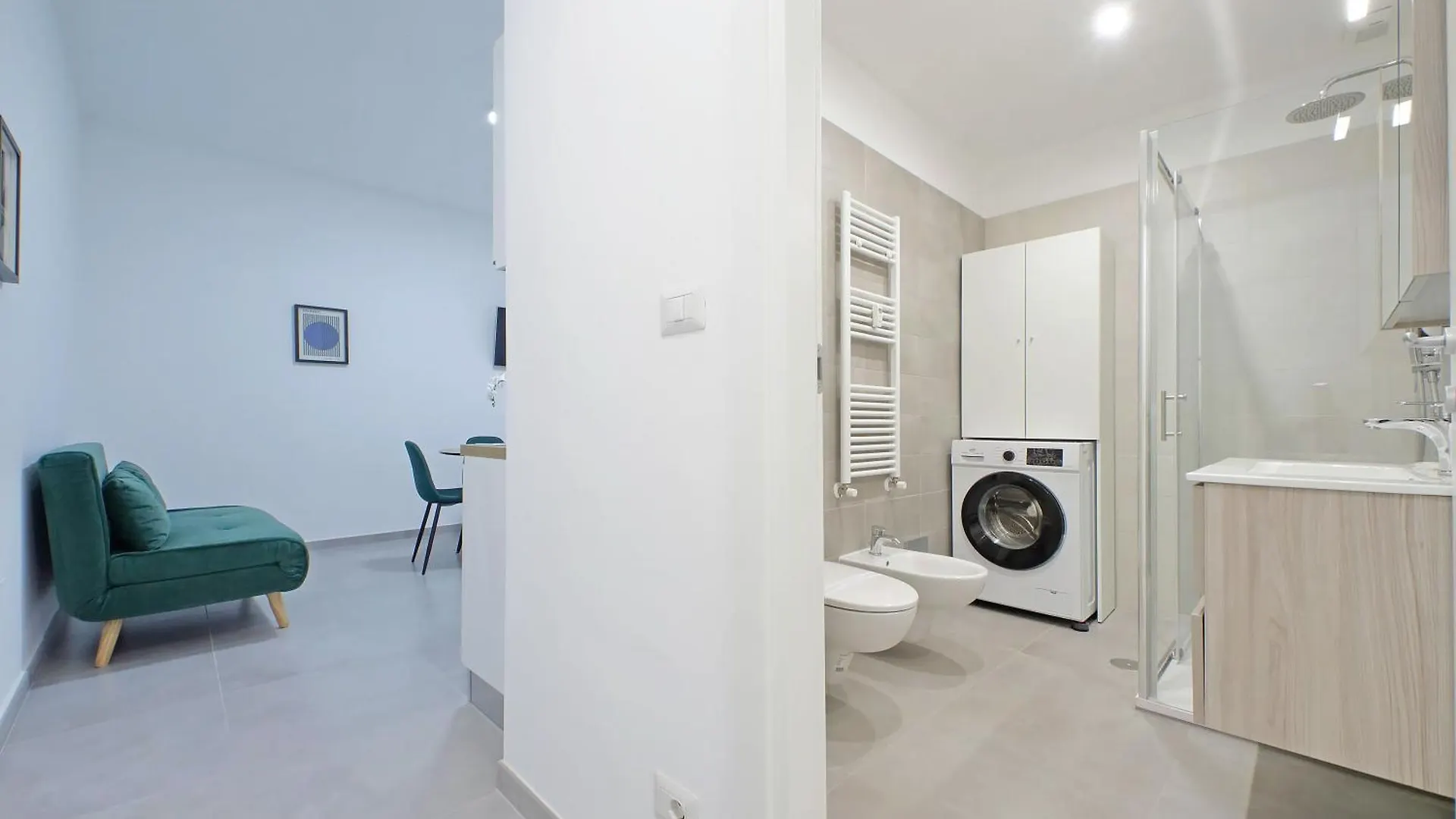 Ych- Bagnera Suites Rome 0*,  Italy
