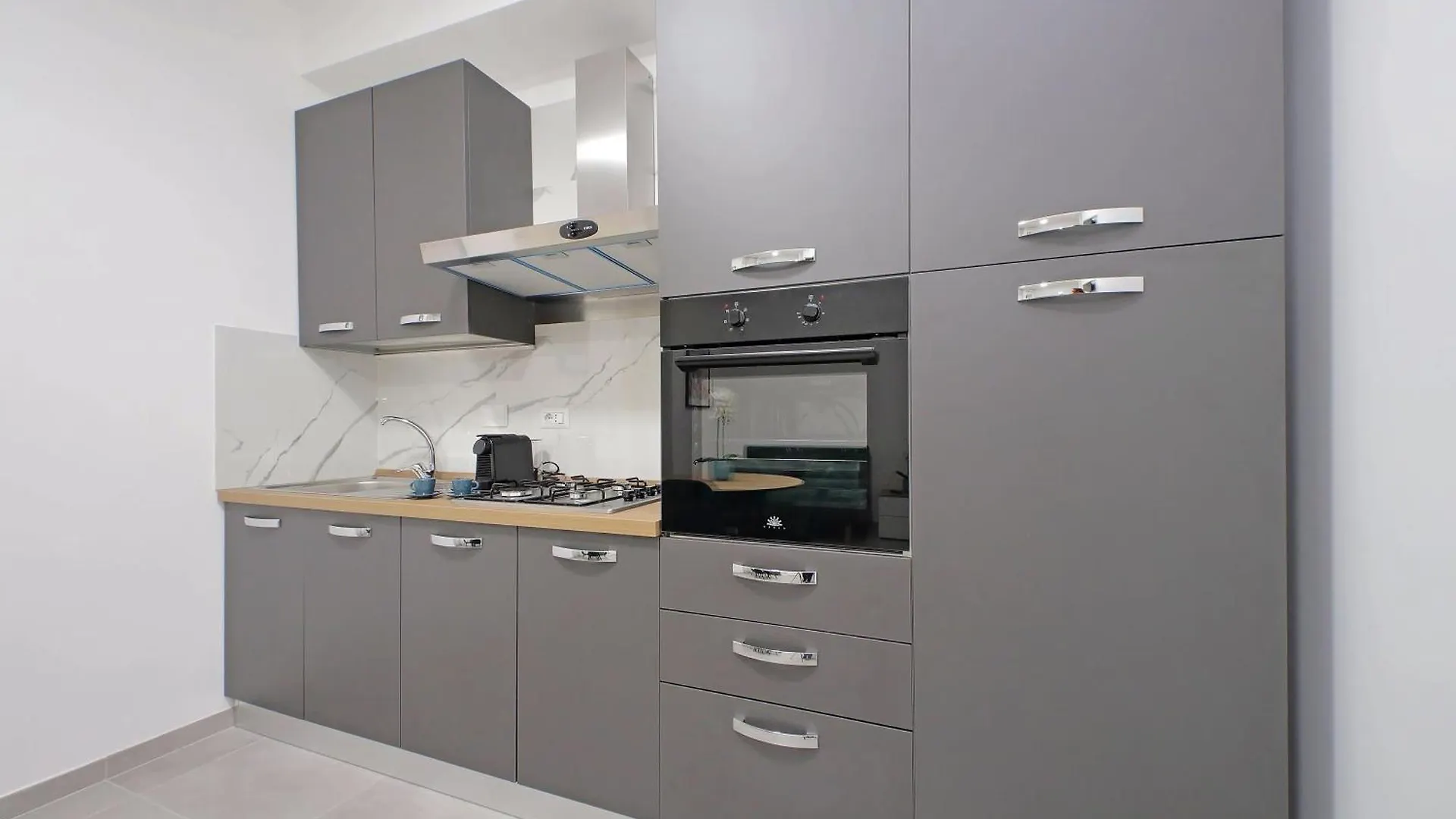 Ych- Bagnera Suites Rome Italy