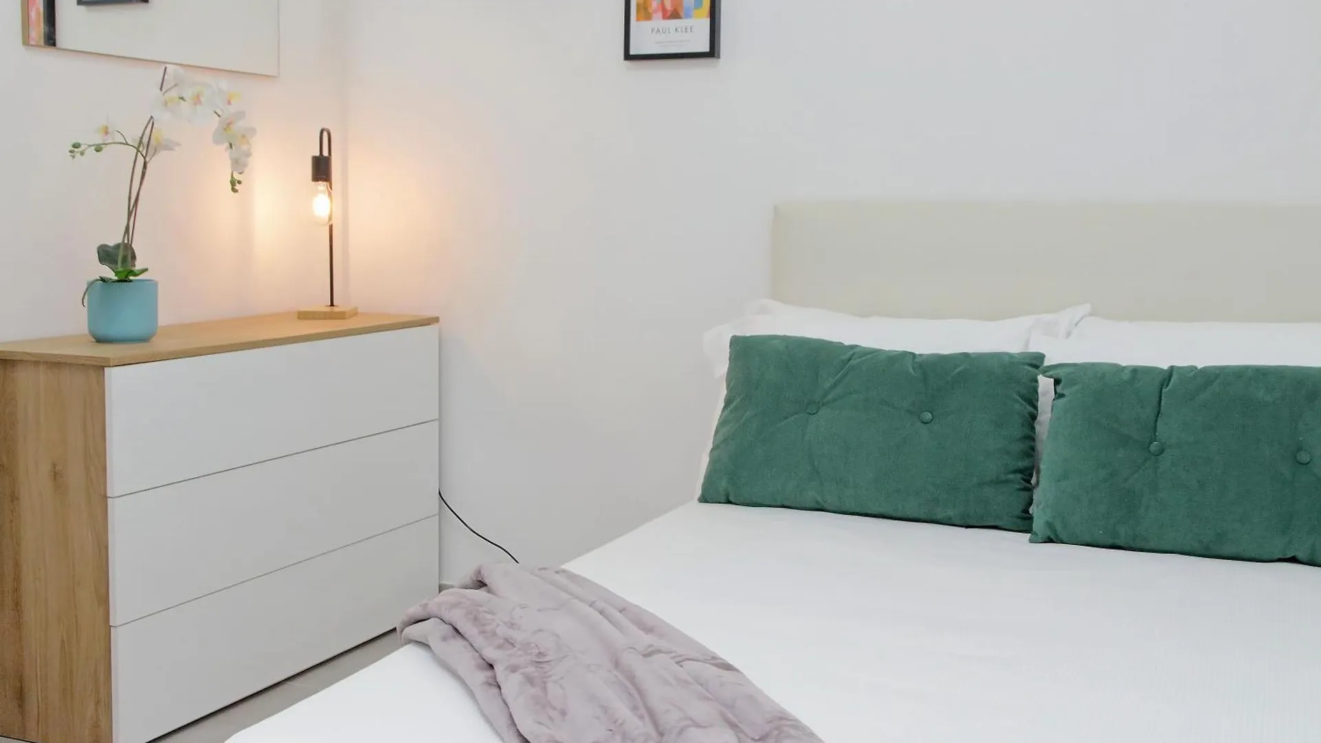 Ych- Bagnera Suites Rome